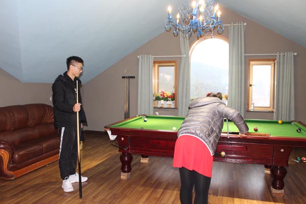 華智SAP年會(huì)場景打臺(tái)球